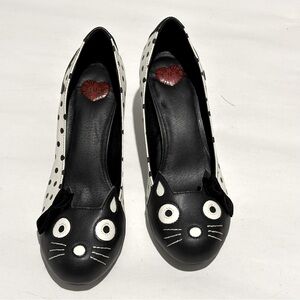 Polka dots Kitty pumps